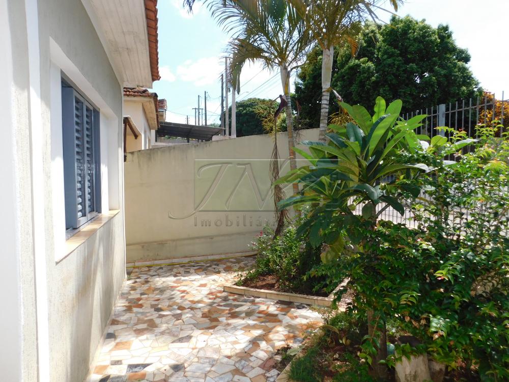 Comprar Residenciais / Casas em Santa Cruz do Rio Pardo R$ 330.000,00 - Foto 4