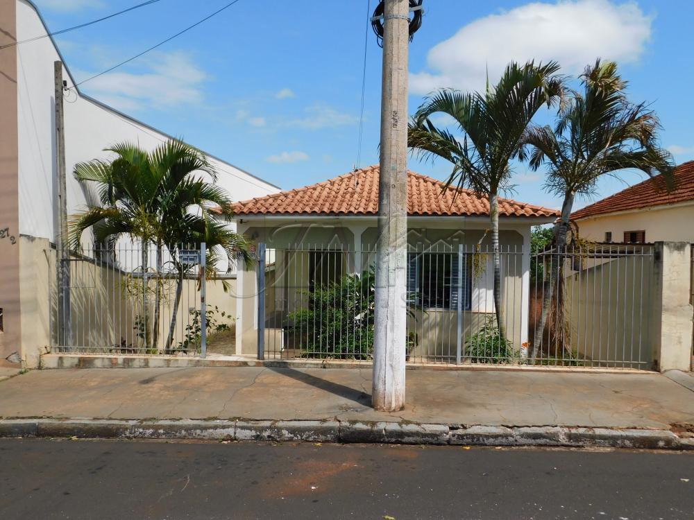 Comprar Residenciais / Casas em Santa Cruz do Rio Pardo R$ 330.000,00 - Foto 1
