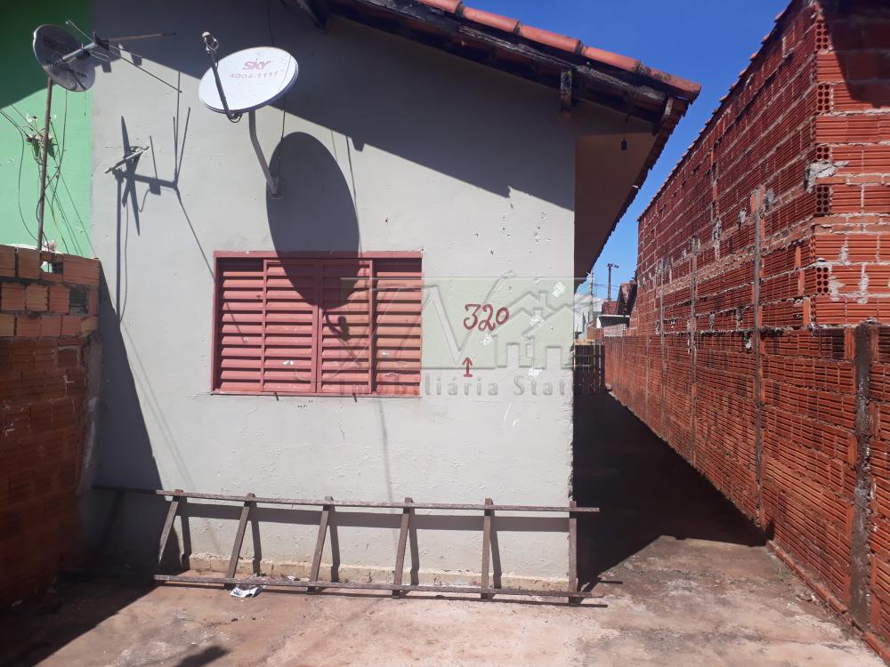 Comprar Residenciais / Casas em Santa Cruz do Rio Pardo R$ 85.000,00 - Foto 4