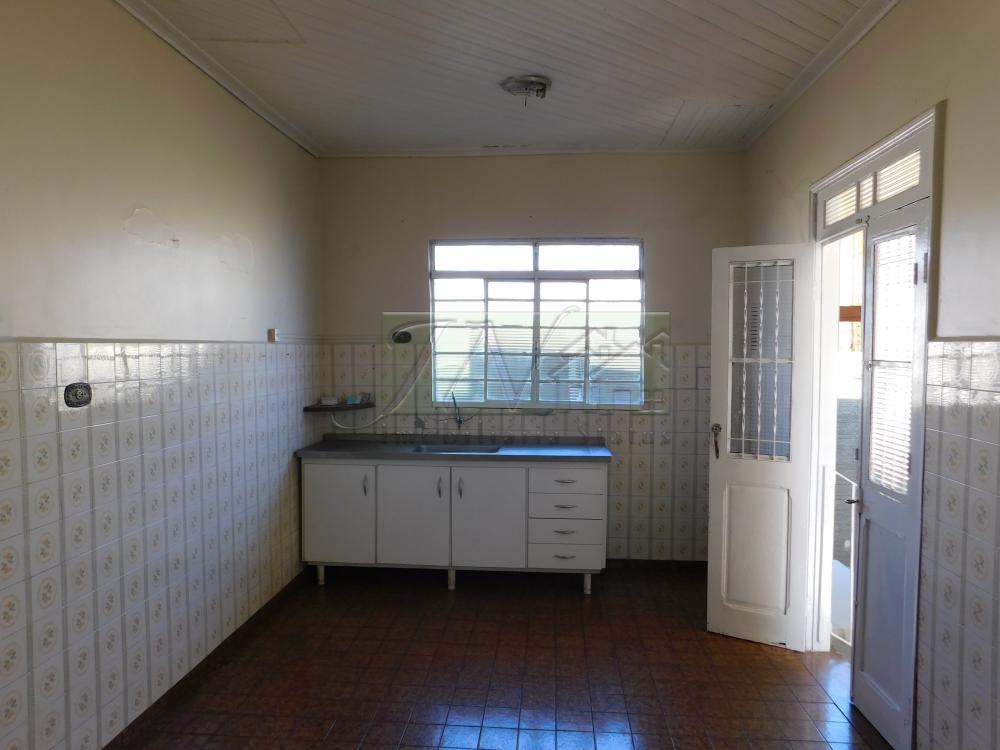 Alugar Residenciais / Casas em Santa Cruz do Rio Pardo R$ 2.500,00 - Foto 13