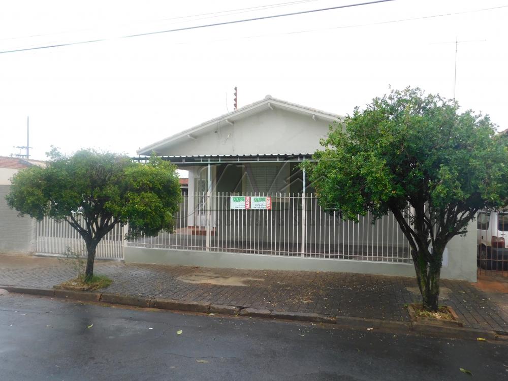 Alugar Residenciais / Casas em Santa Cruz do Rio Pardo R$ 2.500,00 - Foto 2