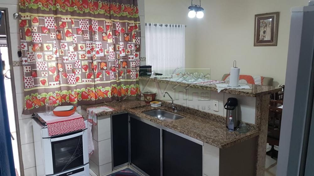 Comprar Residenciais / Casas em Santa Cruz do Rio Pardo R$ 470.000,00 - Foto 14