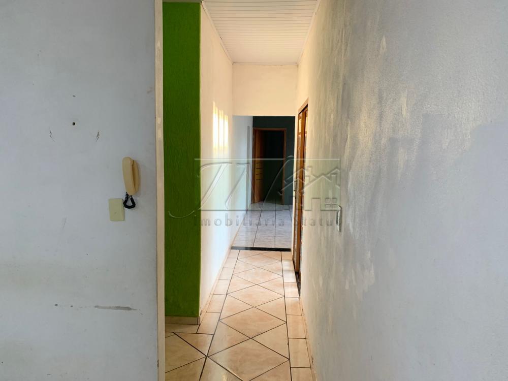 Comprar Residenciais / Casas em Santa Cruz do Rio Pardo R$ 220.000,00 - Foto 19