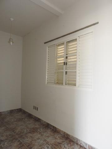 Alugar Residenciais / Casas em Santa Cruz do Rio Pardo R$ 1.500,00 - Foto 11