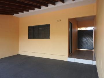 Alugar Residenciais / Casas em Santa Cruz do Rio Pardo R$ 900,00 - Foto 2