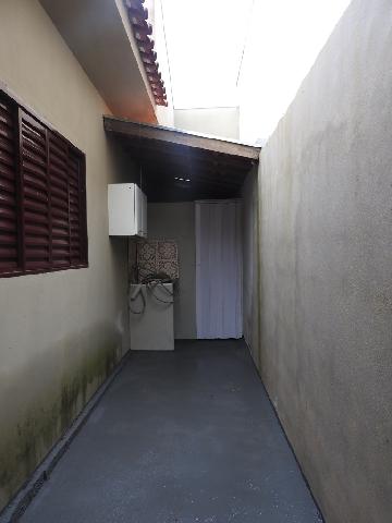 Alugar Casas / Residencial em Santa Cruz do Rio Pardo apenas R$ 900,00 - Foto 14 Alugar Casas / Residencial em Santa Cruz do Rio Pardo apenas R$ 900,00 - Foto 14