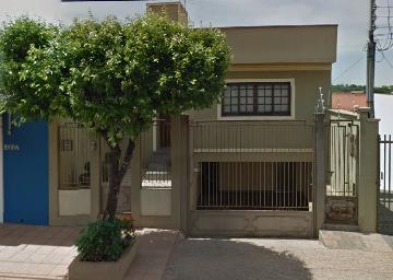 Residenciais / Casas em Santa Cruz do Rio Pardo , Comprar por R$850.000,00