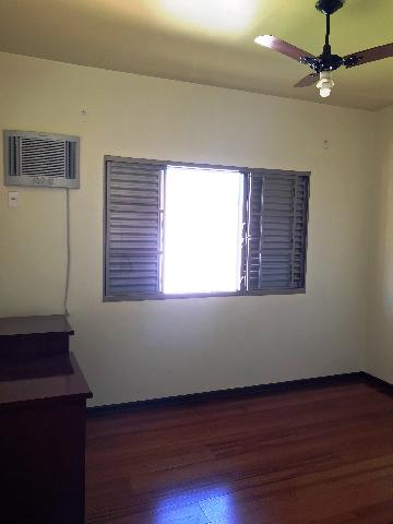 Alugar Residenciais / Casas em Santa Cruz do Rio Pardo R$ 3.000,00 - Foto 12