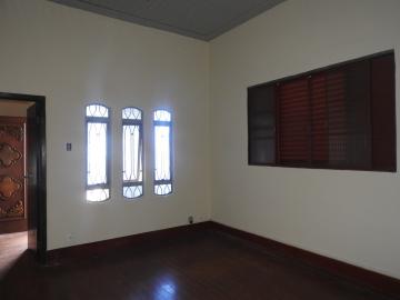 Alugar Residenciais / Casas em Santa Cruz do Rio Pardo R$ 1.500,00 - Foto 7