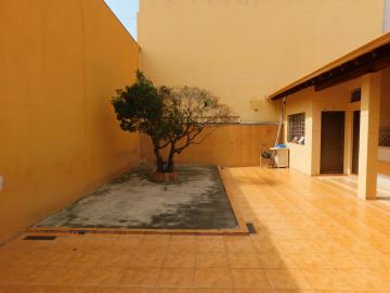 Comprar Residenciais / Casas em Santa Cruz do Rio Pardo R$ 650.000,00 - Foto 17