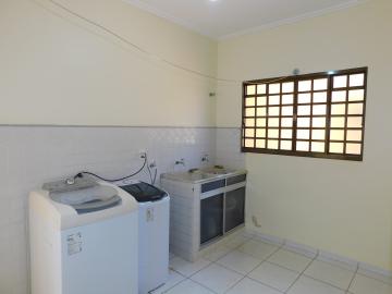 Comprar Residenciais / Casas em Santa Cruz do Rio Pardo R$ 650.000,00 - Foto 22