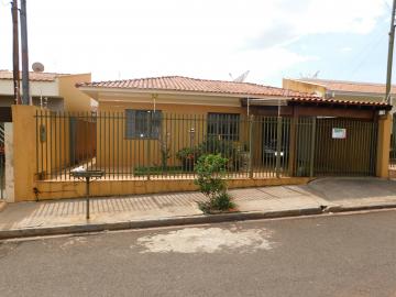 Comprar Residenciais / Casas em Santa Cruz do Rio Pardo R$ 470.000,00 - Foto 3