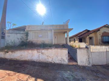 Alugar Residenciais / Casas em Santa Cruz do Rio Pardo. apenas R$ 250.000,00