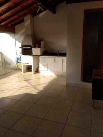Comprar Residenciais / Casas em Santa Cruz do Rio Pardo R$ 450.000,00 - Foto 16