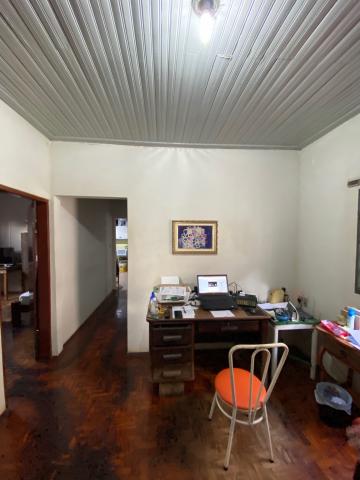 Comprar Residenciais / Casas em Santa Cruz do Rio Pardo R$ 330.000,00 - Foto 6