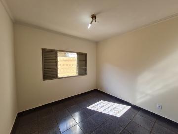 Alugar Residenciais / Casas em Santa Cruz do Rio Pardo R$ 2.700,00 - Foto 9