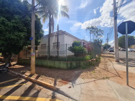 Santa Cruz do Rio Pardo - Centro - Residenciais - Casas - Venda