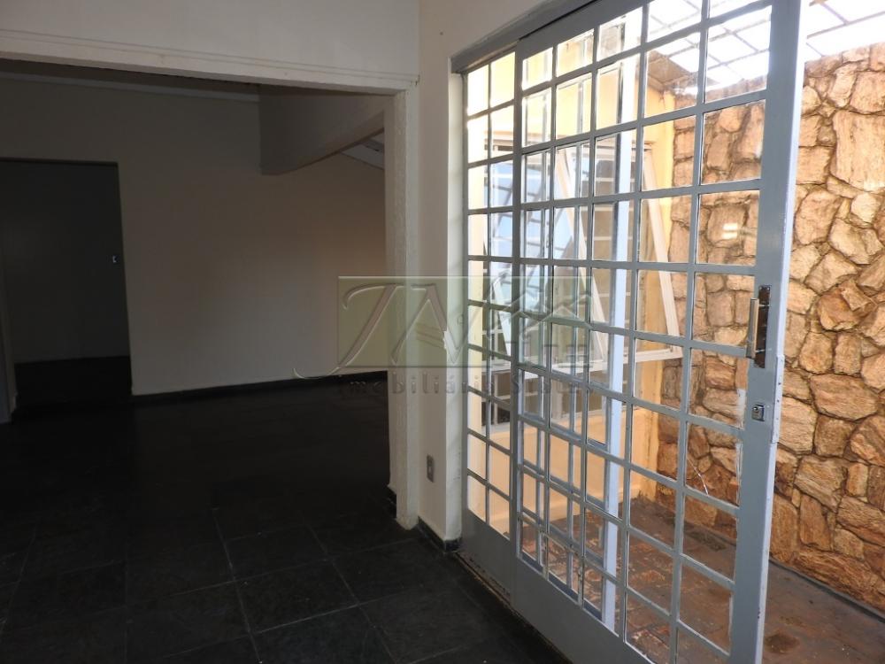 Alugar Residenciais / Casas em Santa Cruz do Rio Pardo R$ 950,00 - Foto 6