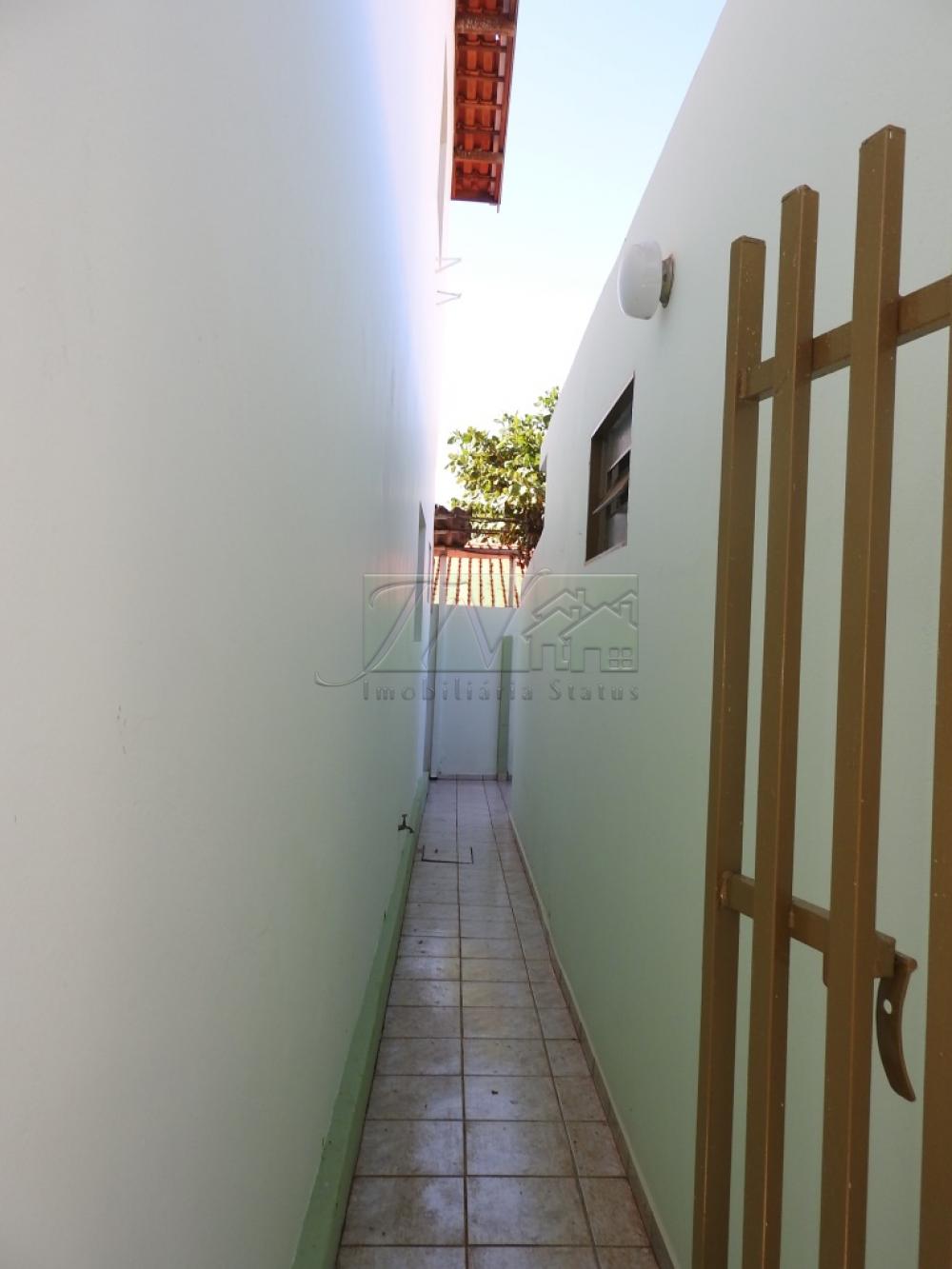 Alugar Residenciais / Casas em Santa Cruz do Rio Pardo R$ 1.300,00 - Foto 17