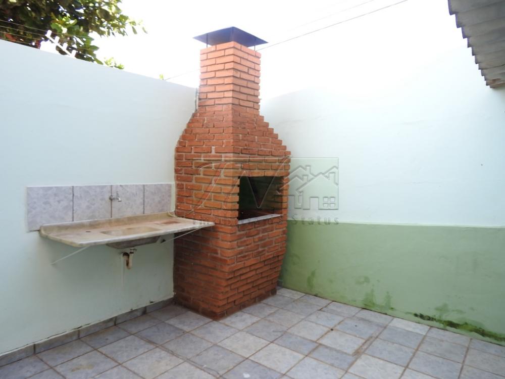 Alugar Residenciais / Casas em Santa Cruz do Rio Pardo R$ 1.300,00 - Foto 18