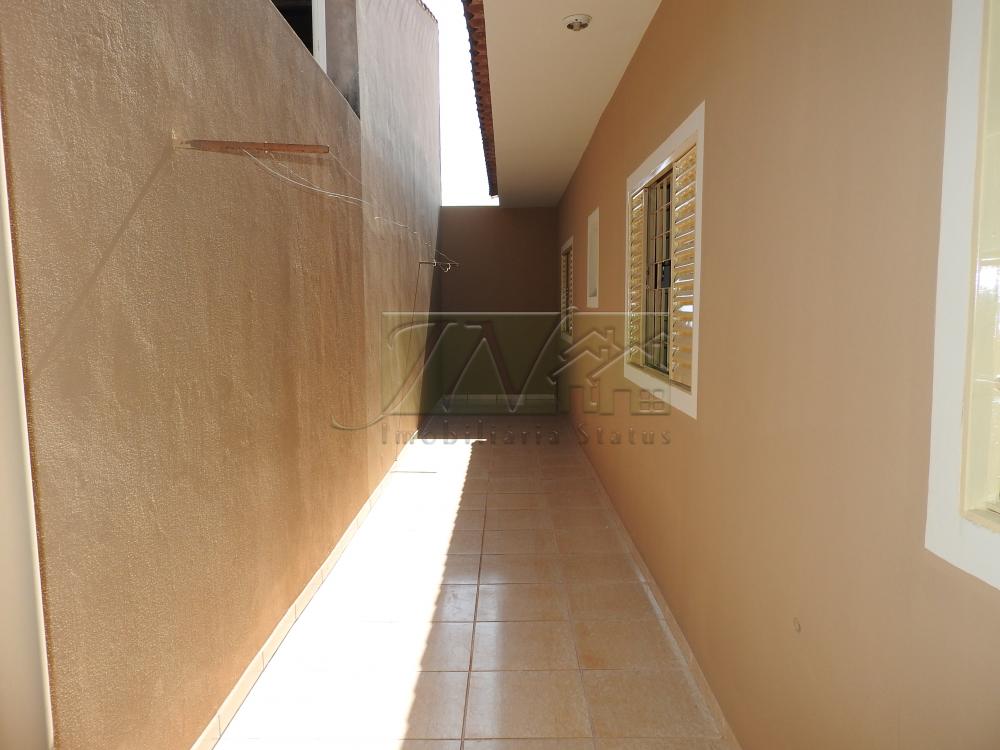 Alugar Residenciais / Casas em Santa Cruz do Rio Pardo R$ 1.300,00 - Foto 14