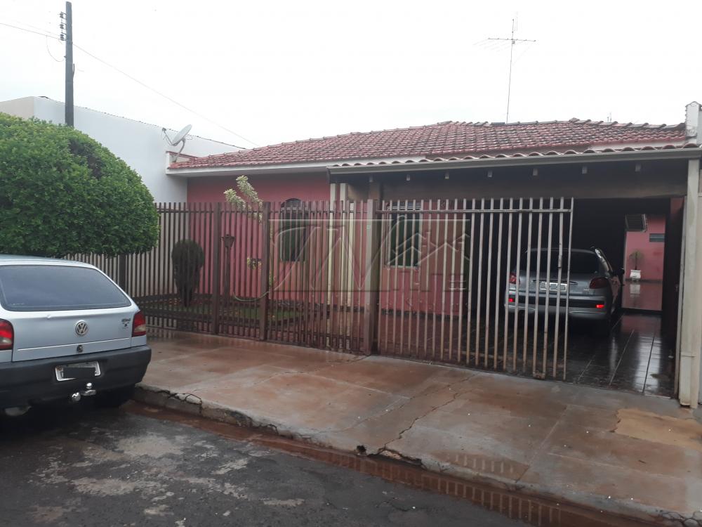 Comprar Residenciais / Casas em Santa Cruz do Rio Pardo R$ 600.000,00 - Foto 2