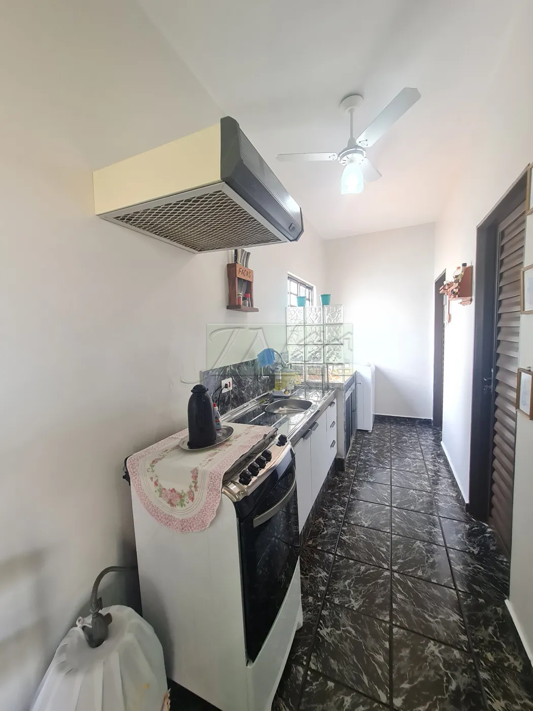 Comprar Residenciais / Casas em Santa Cruz do Rio Pardo R$ 600.000,00 - Foto 17