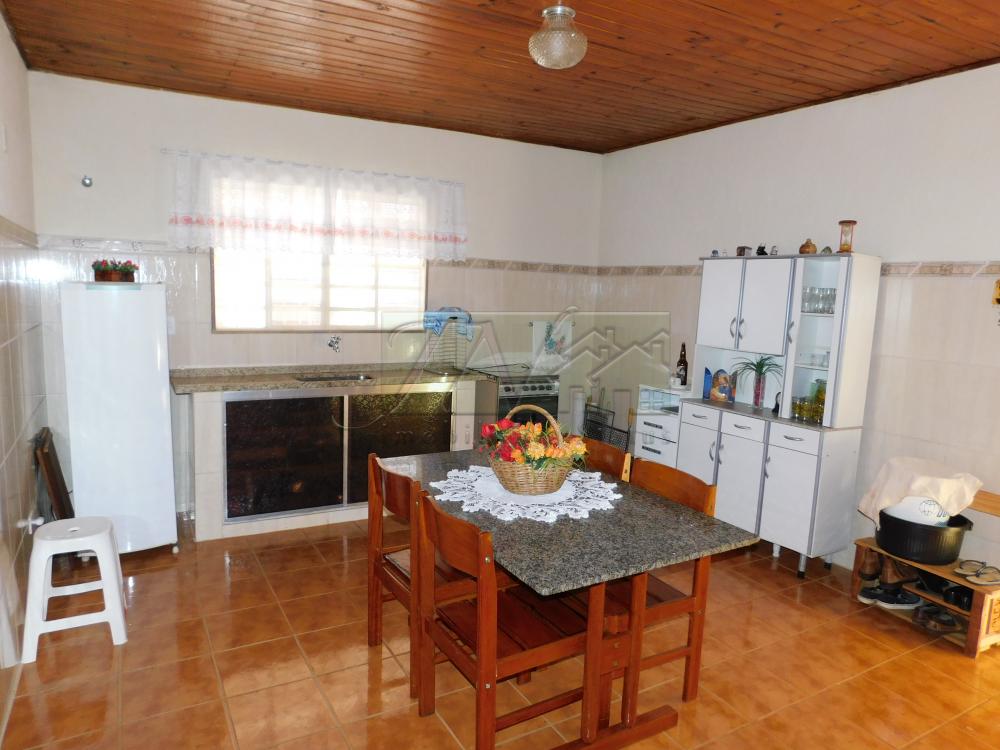 Comprar Residenciais / Casas em Santa Cruz do Rio Pardo R$ 230.000,00 - Foto 9