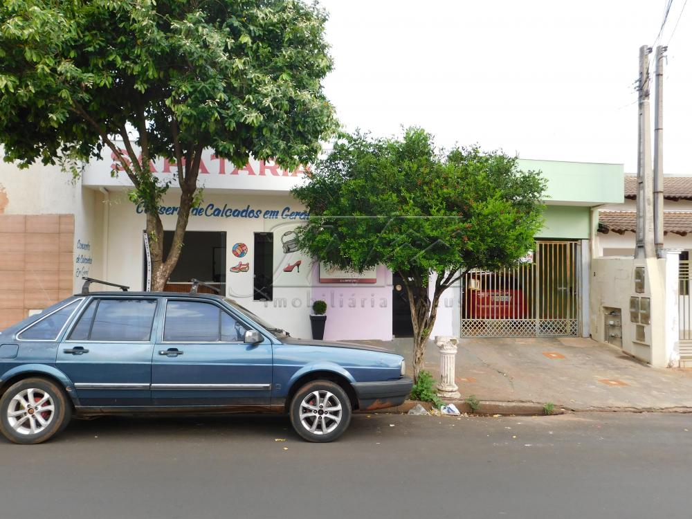 Comprar Residenciais / Casas em Santa Cruz do Rio Pardo R$ 750.000,00 - Foto 2