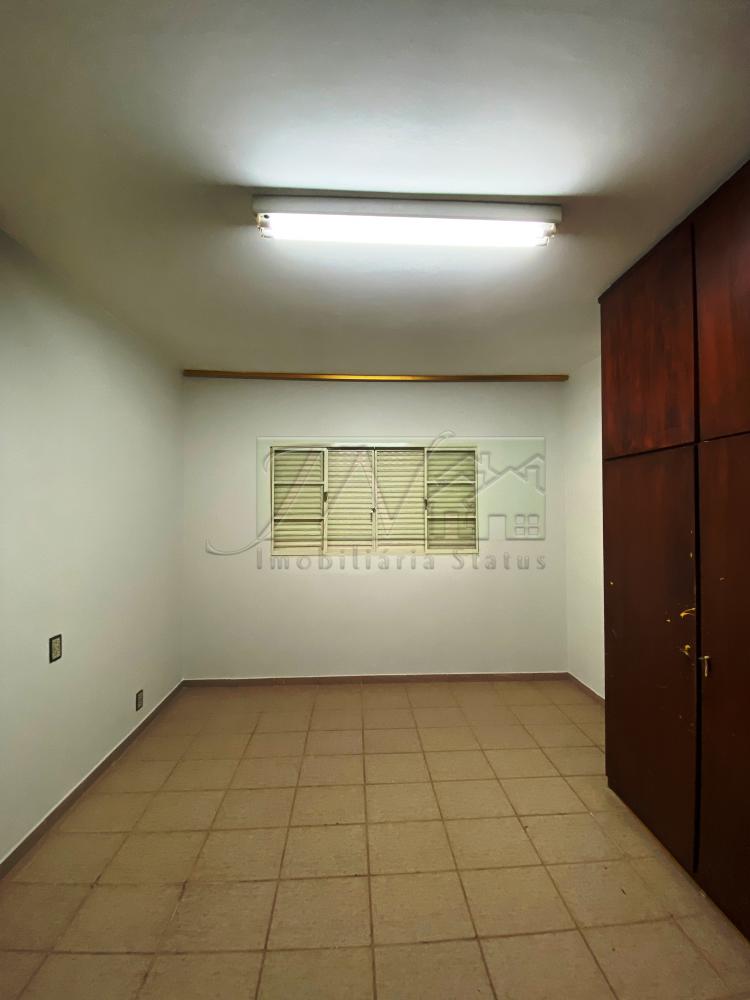 Alugar Residenciais / Casas em Santa Cruz do Rio Pardo R$ 2.300,00 - Foto 31