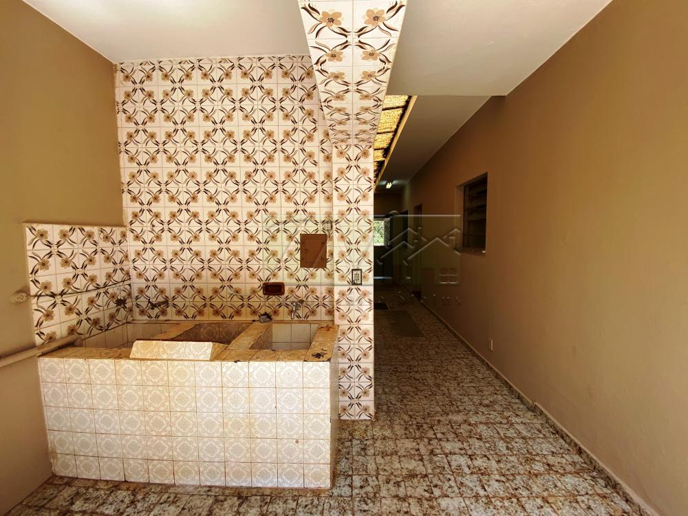 Alugar Residenciais / Casas em Santa Cruz do Rio Pardo R$ 2.300,00 - Foto 42