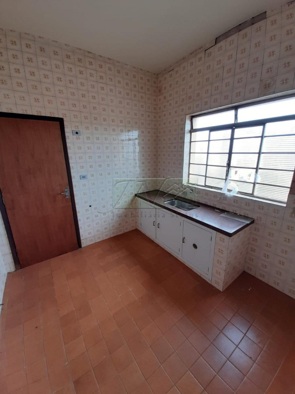 Alugar Residenciais / Casas em Santa Cruz do Rio Pardo R$ 2.000,00 - Foto 4