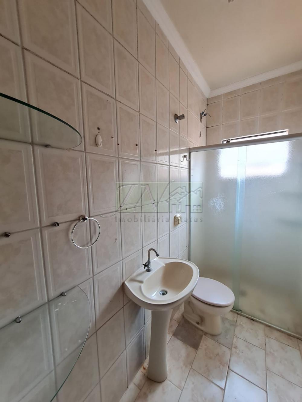 Alugar Residenciais / Casas em Santa Cruz do Rio Pardo R$ 850,00 - Foto 6