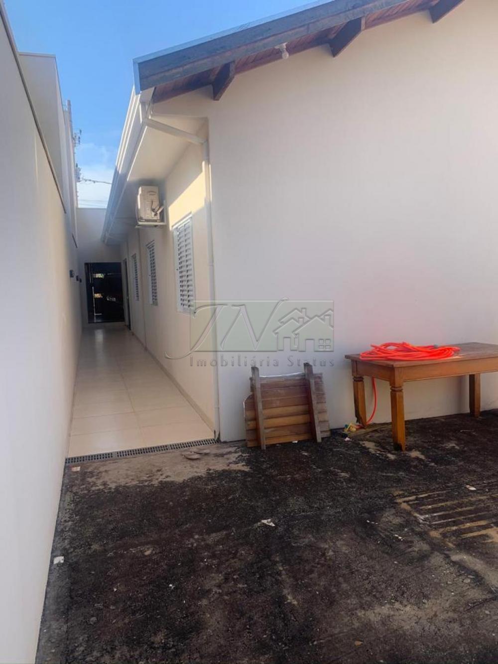 Alugar Residenciais / Casas em Santa Cruz do Rio Pardo R$ 2.200,00 - Foto 13