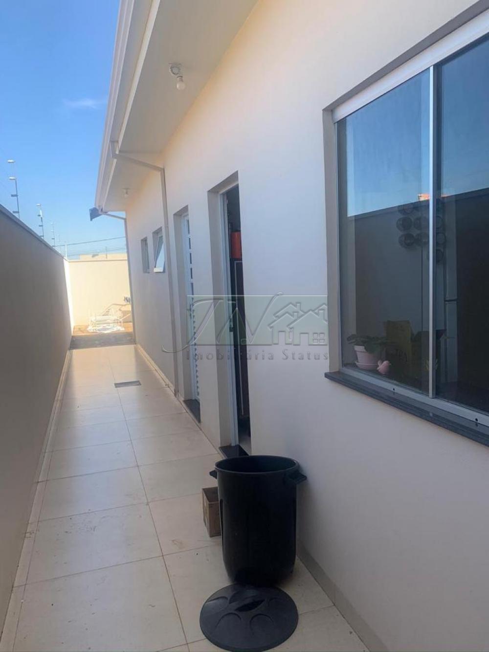 Alugar Residenciais / Casas em Santa Cruz do Rio Pardo R$ 2.200,00 - Foto 14