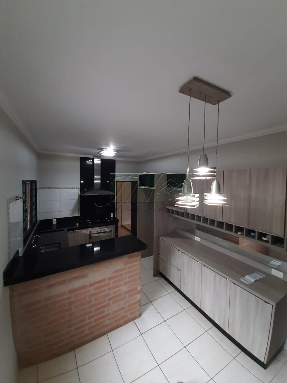 Alugar Residenciais / Casas em Santa Cruz do Rio Pardo R$ 1.700,00 - Foto 7