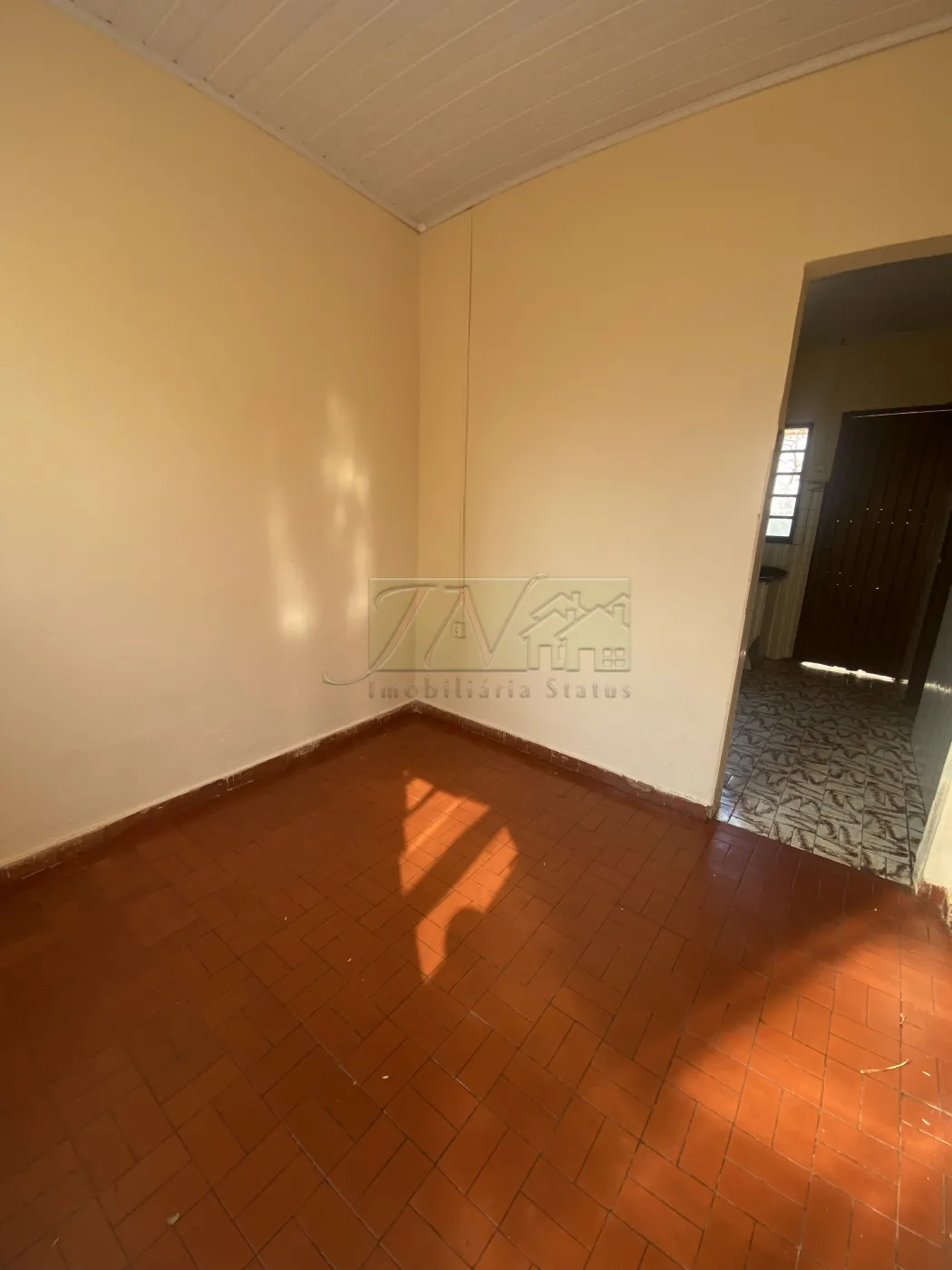 Alugar Residenciais / Casas em Santa Cruz do Rio Pardo R$ 700,00 - Foto 6