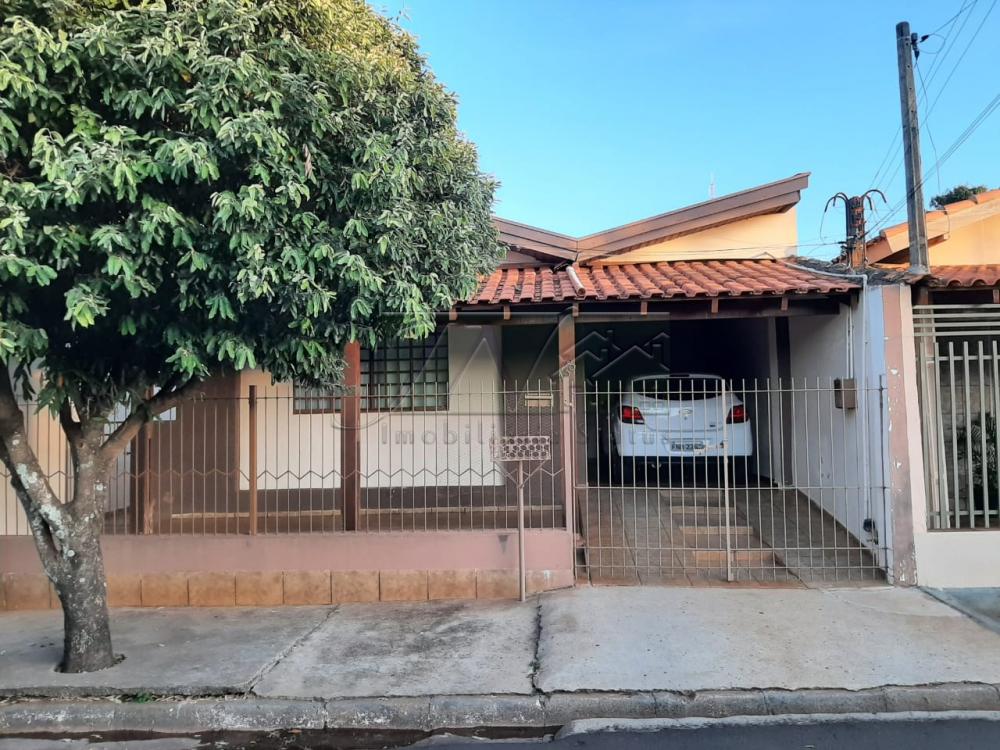 Comprar Residenciais / Casas em Santa Cruz do Rio Pardo R$ 250.000,00 - Foto 1