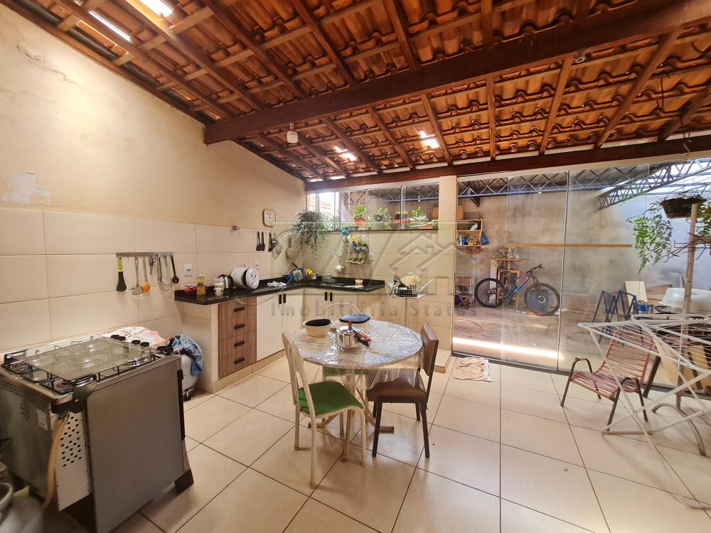 Comprar Residenciais / Casas em Santa Cruz do Rio Pardo R$ 620.000,00 - Foto 11