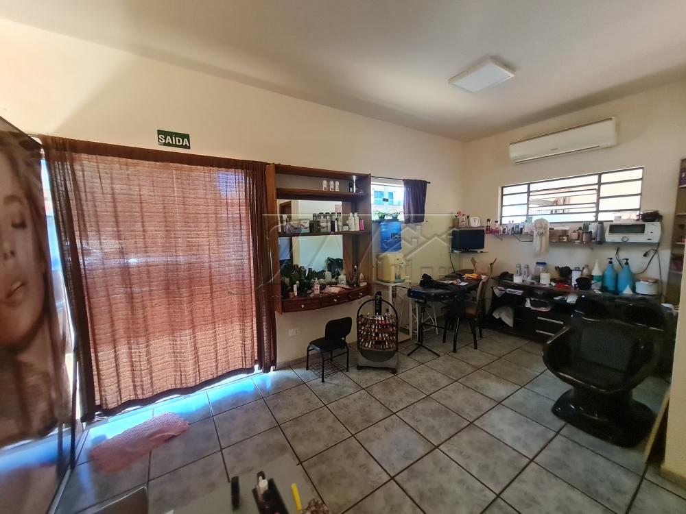 Comprar Residenciais / Casas em Santa Cruz do Rio Pardo R$ 620.000,00 - Foto 14