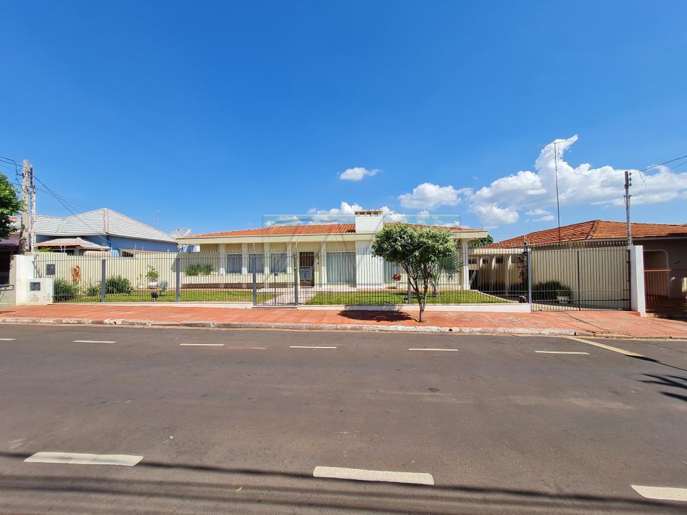 Comprar Residenciais / Casas em Santa Cruz do Rio Pardo R$ 1.750.000,00 - Foto 3