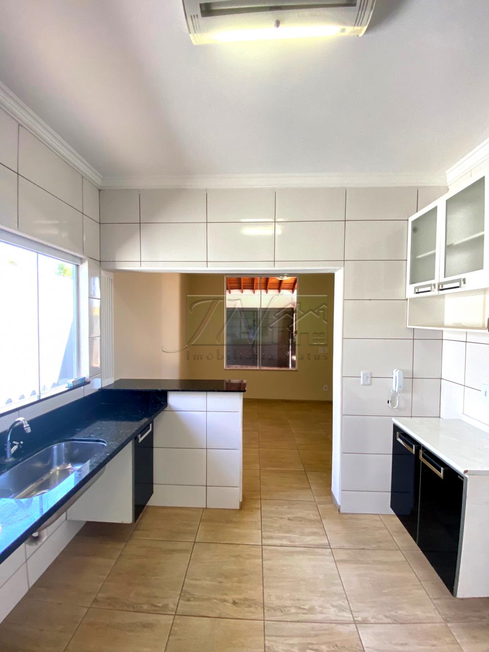Alugar Residenciais / Casas em Santa Cruz do Rio Pardo R$ 1.600,00 - Foto 12