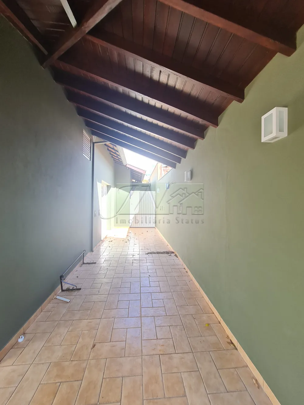Alugar Residenciais / Casas em Santa Cruz do Rio Pardo R$ 3.000,00 - Foto 3