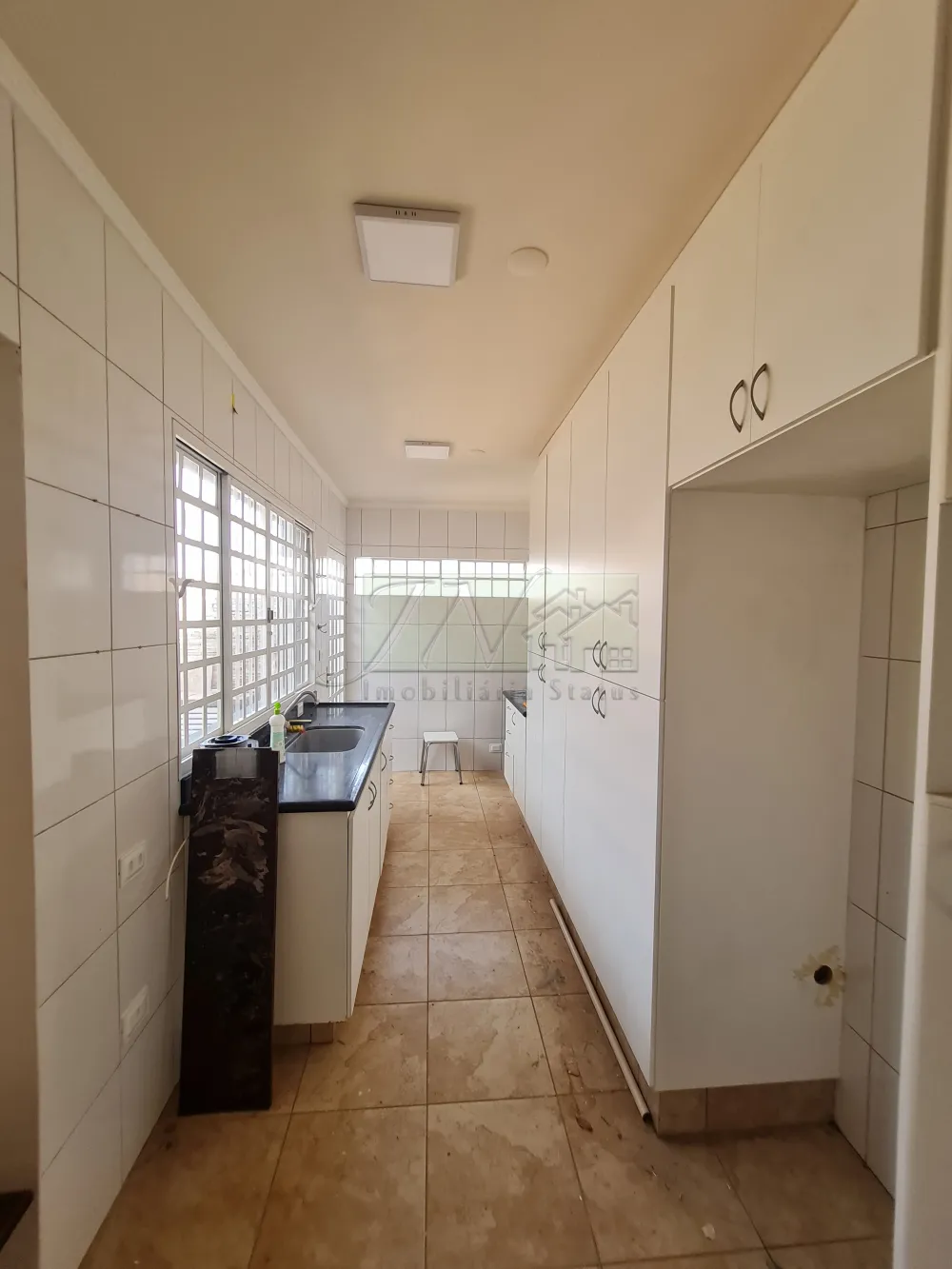 Alugar Residenciais / Casas em Santa Cruz do Rio Pardo R$ 3.000,00 - Foto 14