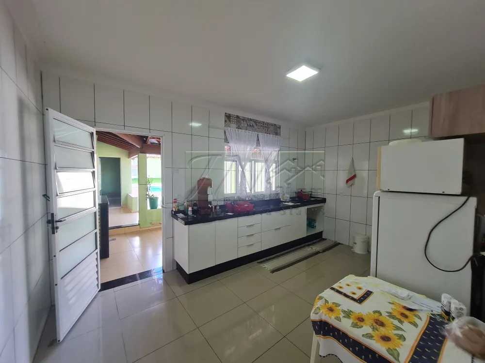 Comprar Residenciais / Casas em Santa Cruz do Rio Pardo R$ 790.000,00 - Foto 10