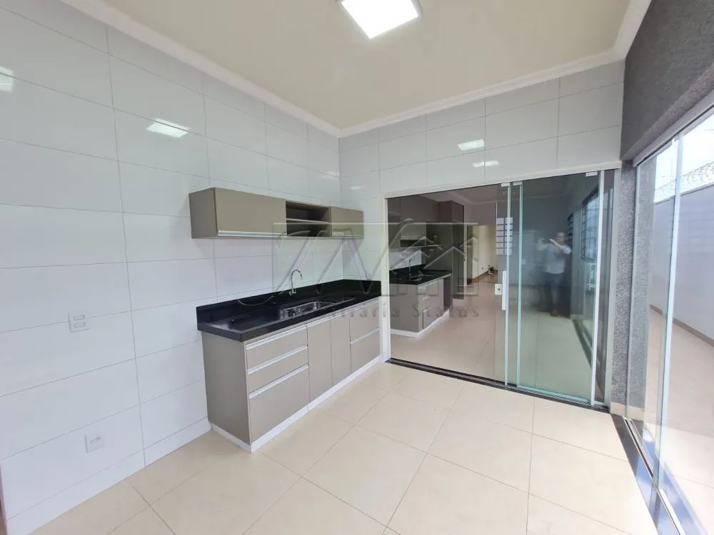 Alugar Residenciais / Casas em Santa Cruz do Rio Pardo R$ 2.600,00 - Foto 16
