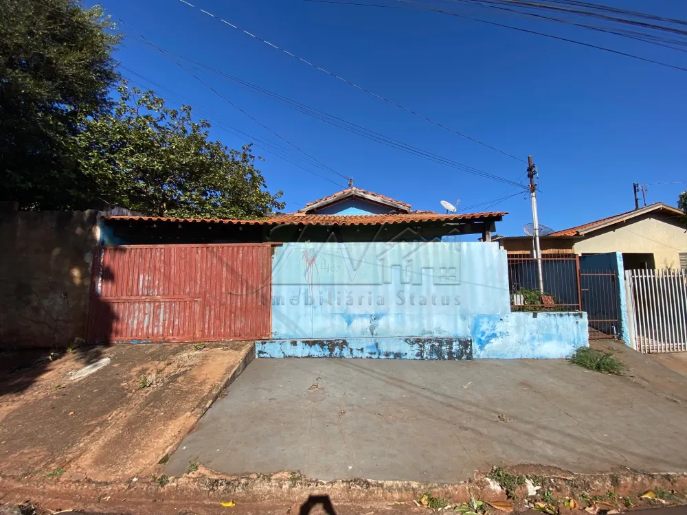 Comprar Residenciais / Casas em Santa Cruz do Rio Pardo R$ 165.000,00 - Foto 1