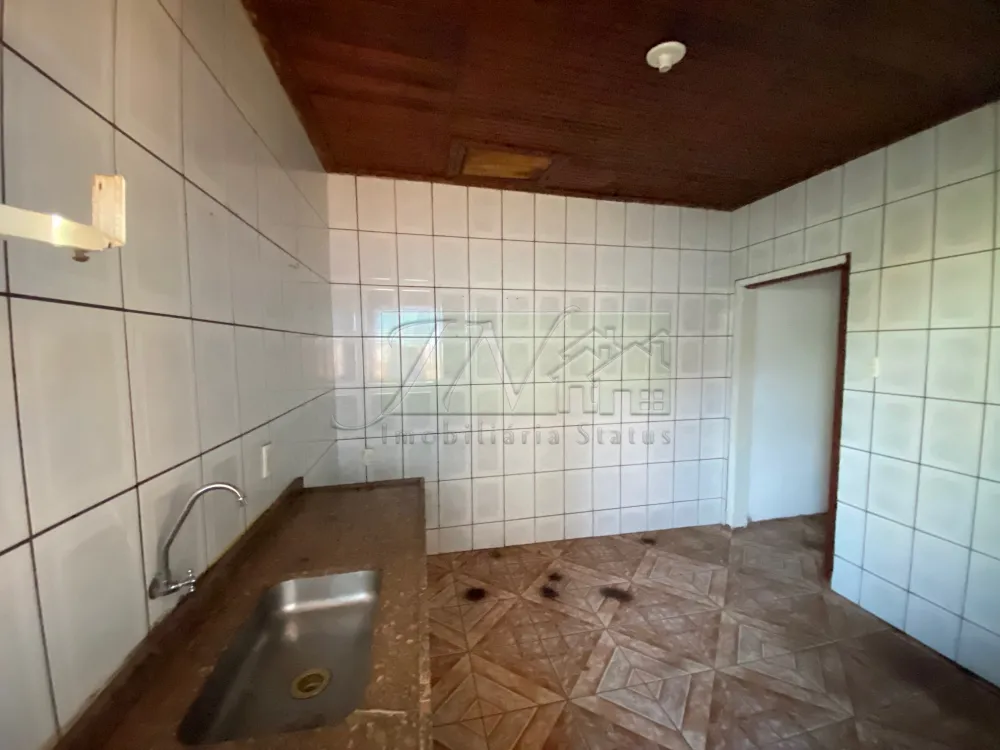 Comprar Residenciais / Casas em Santa Cruz do Rio Pardo R$ 165.000,00 - Foto 2