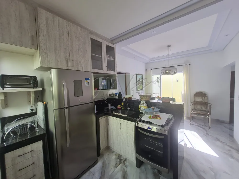 Alugar Residenciais / Casas em Santa Cruz do Rio Pardo R$ 2.200,00 - Foto 9