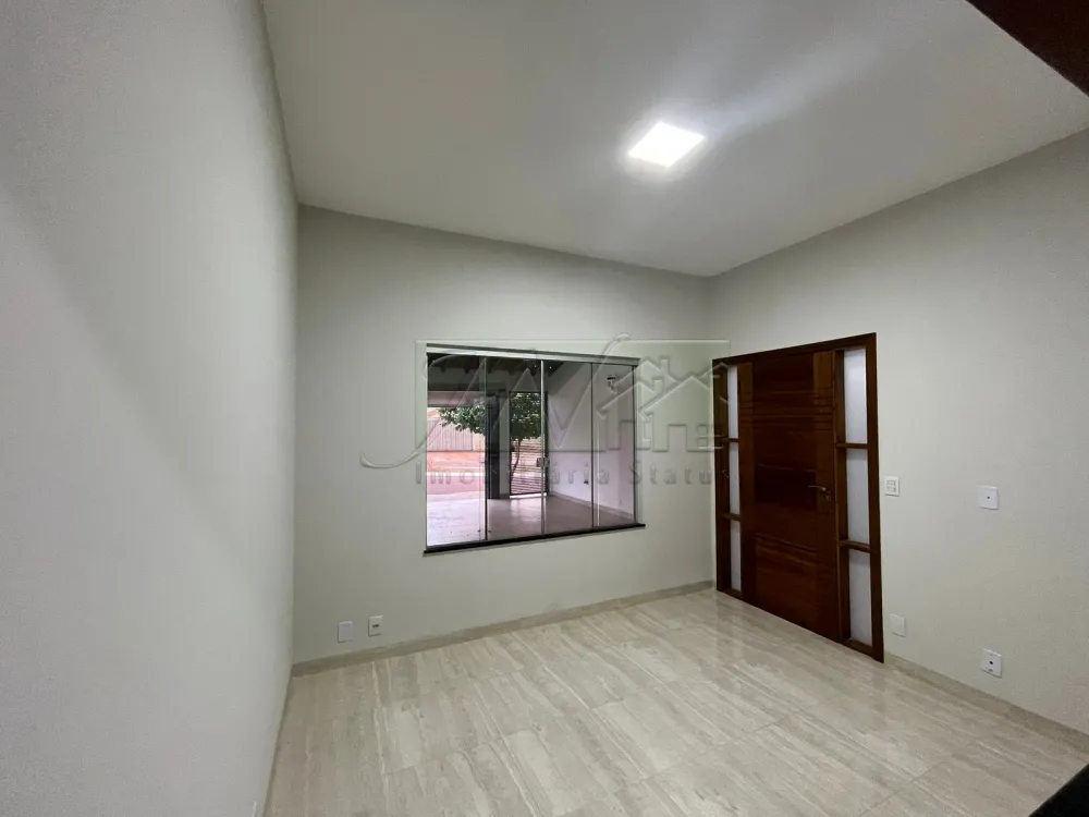 Alugar Residenciais / Casas em Santa Cruz do Rio Pardo R$ 1.600,00 - Foto 5